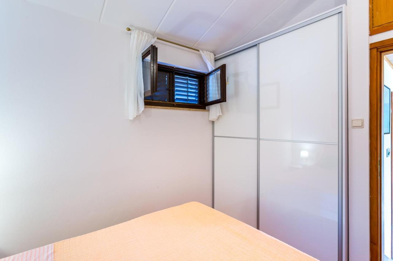 Apartman Lily *